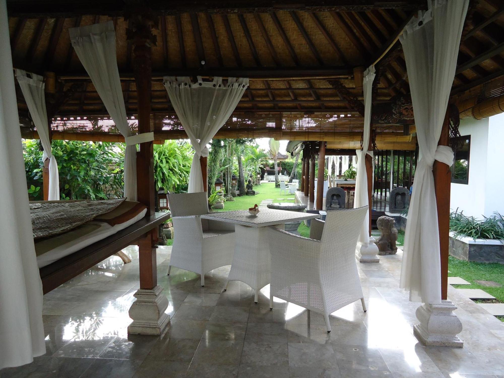 Hotel Puri Ayu Canggu Habitación foto