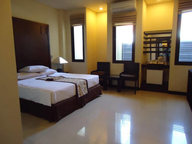 Hotel Puri Ayu Canggu Exterior foto